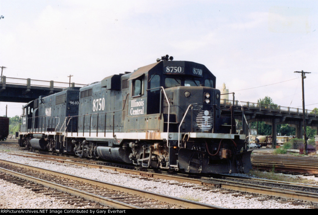 IC GP11 #8750 - Illinois Central